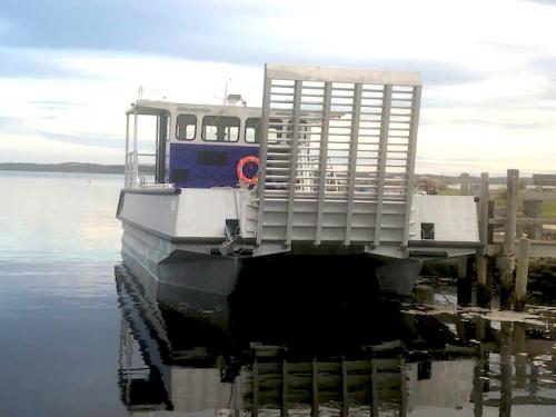 12m-Catamaran-Work-Boat-Landing-Craft-3-alumarine